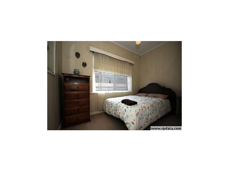 8 Lewis Street, Brighton SA 5048