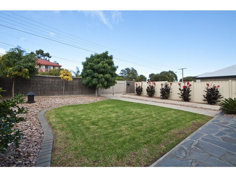 4 Bothwell Avenue, Seacliff Park SA 5049