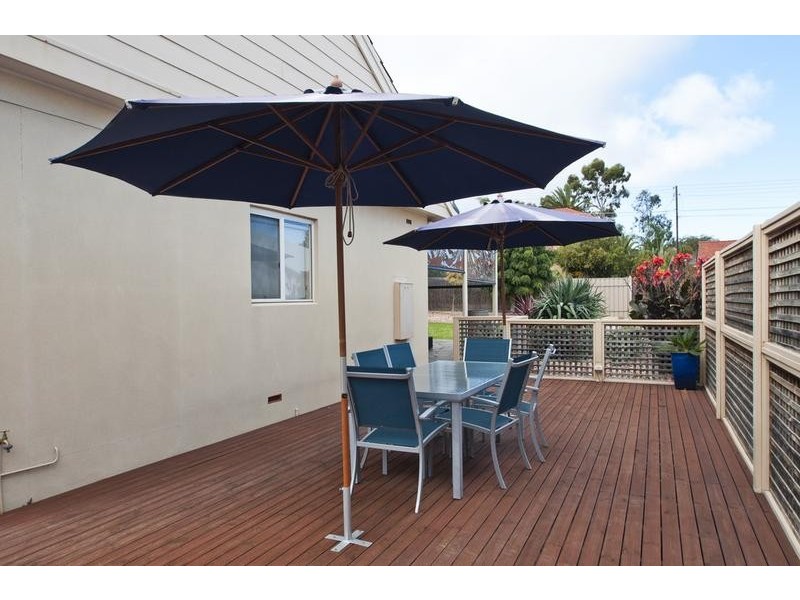 4 Bothwell Avenue, Seacliff Park SA 5049