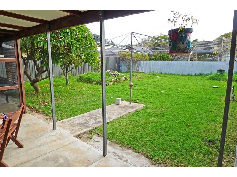 9 Masters Avenue, Oaklands Park SA 5046