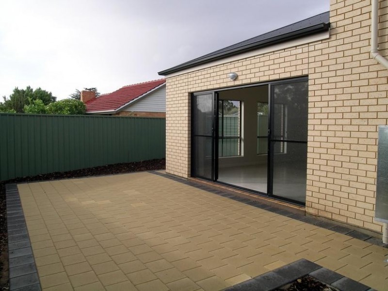 2C Raggatt Crescent, Mitchell Park SA 5043