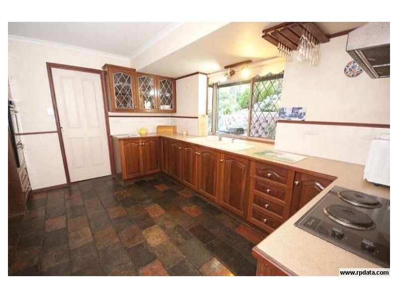 5 Challenger Court, Happy Valley SA 5159