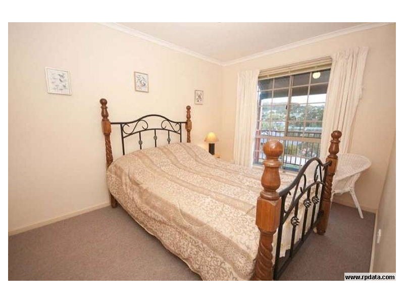 5 Challenger Court, Happy Valley SA 5159