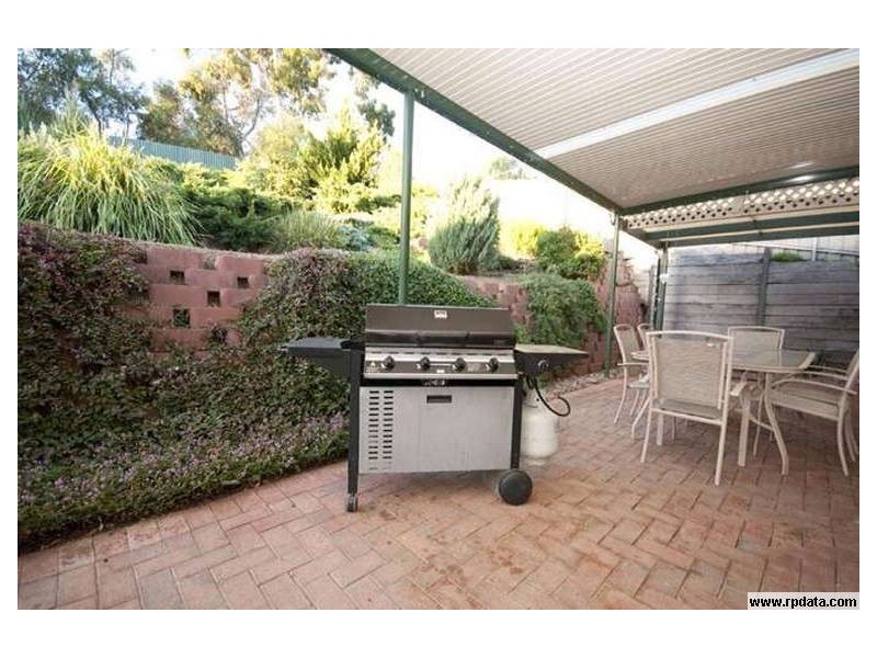 5 Challenger Court, Happy Valley SA 5159
