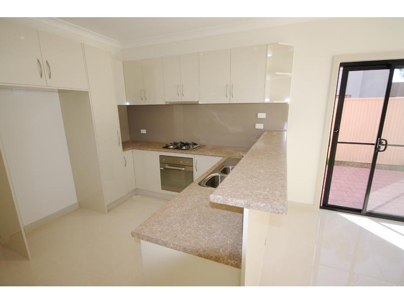 9 Trott Grove, Oaklands Park SA 5046