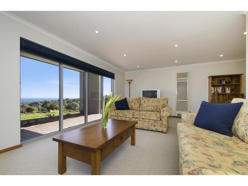 40 Lighthouse Drive, Hallett Cove SA 5158