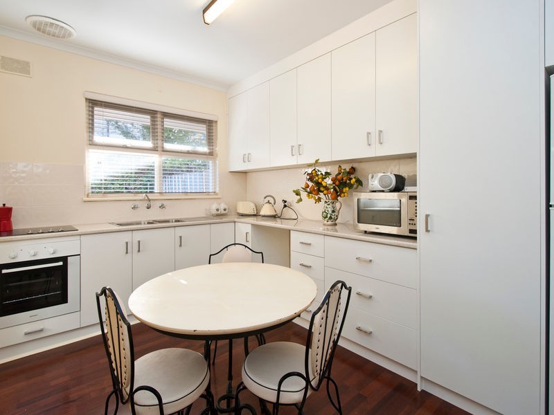 1/18 Pleasant Avenue, Glandore SA 5037