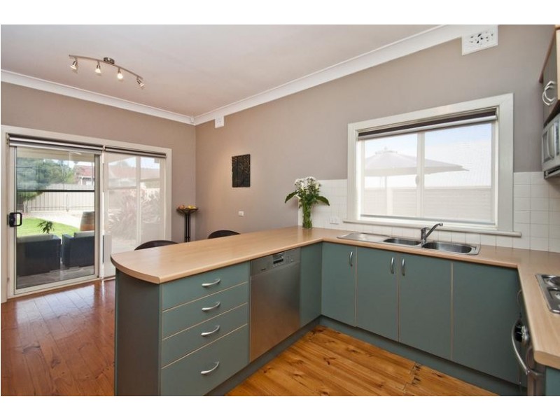 4 Bothwell Avenue, Seacliff Park SA 5049