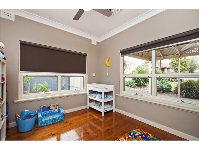 4 Bothwell Avenue, Seacliff Park SA 5049