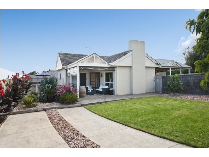 4 Bothwell Avenue, Seacliff Park SA 5049