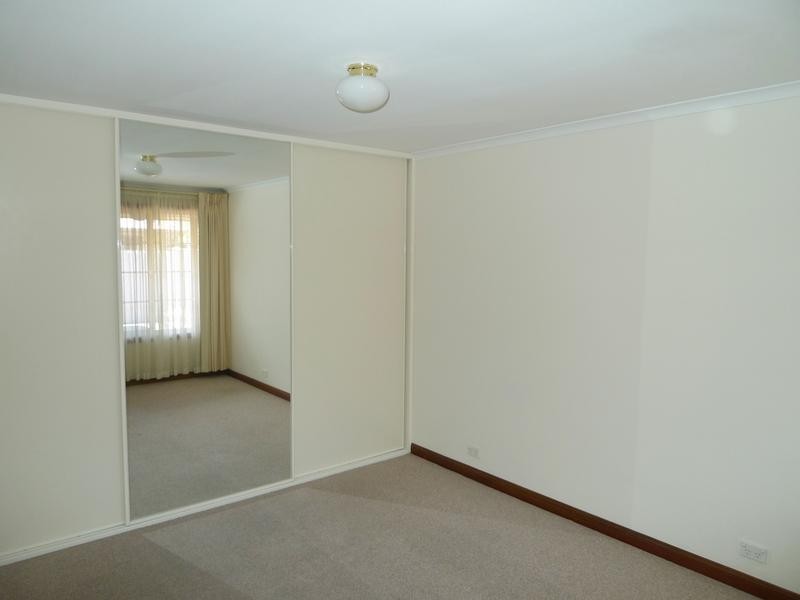 4/2 Avalon Road, Marion SA 5043