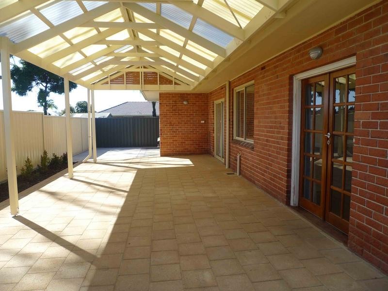 22 Wingfield Street, Clovelly Park SA 5042