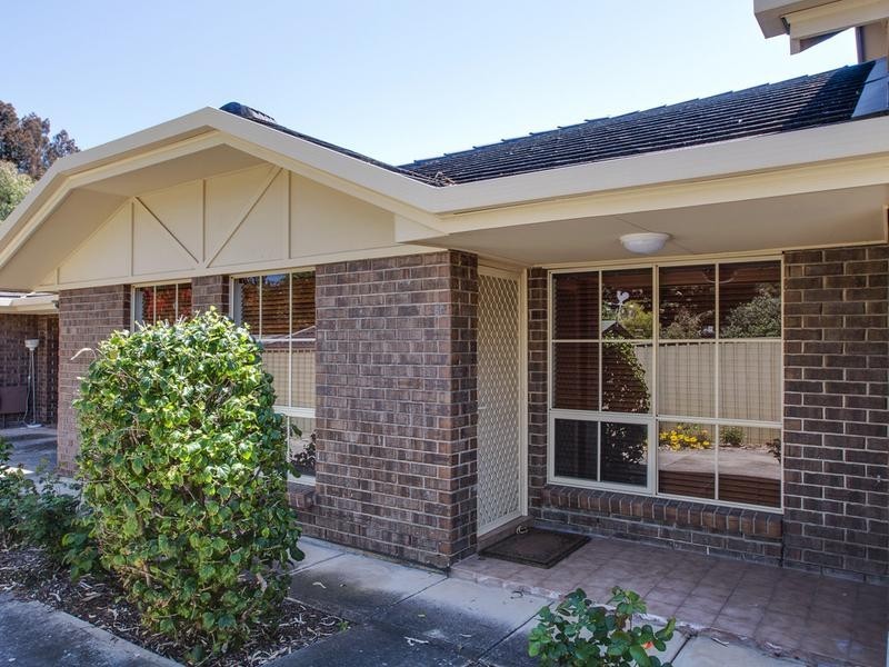 3/8 Gilbertson Road, Seacliff Park SA 5049