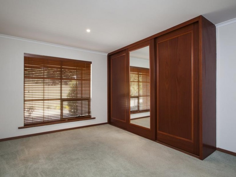 3/8 Gilbertson Road, Seacliff Park SA 5049