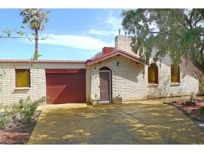 223 Commercial Road, Port Noarlunga South SA 5167