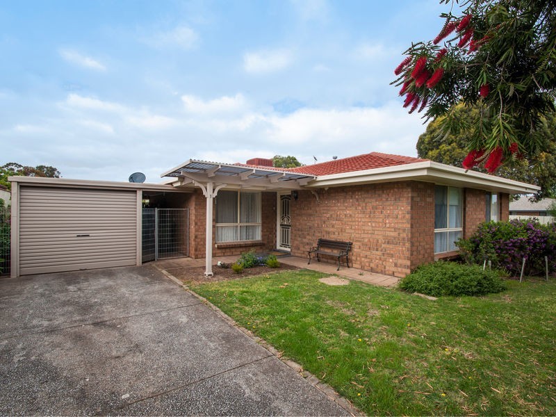 1 Windermere Court, Woodcroft SA 5162