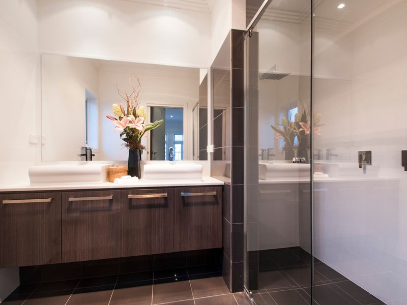 52 & 52a Melville Street, South Plympton SA 5038