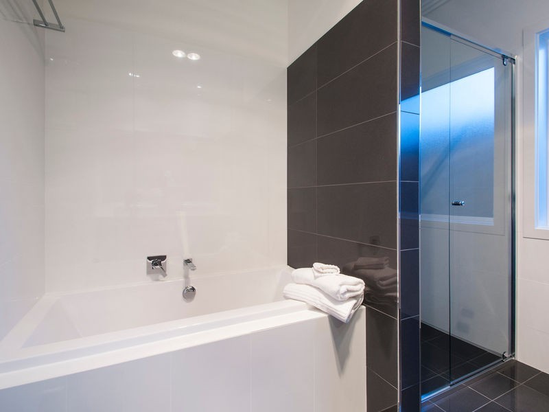 52 & 52a Melville Street, South Plympton SA 5038