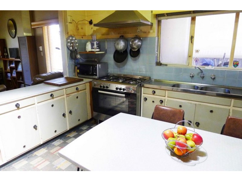 28 Railway terrace, Warradale SA 5046