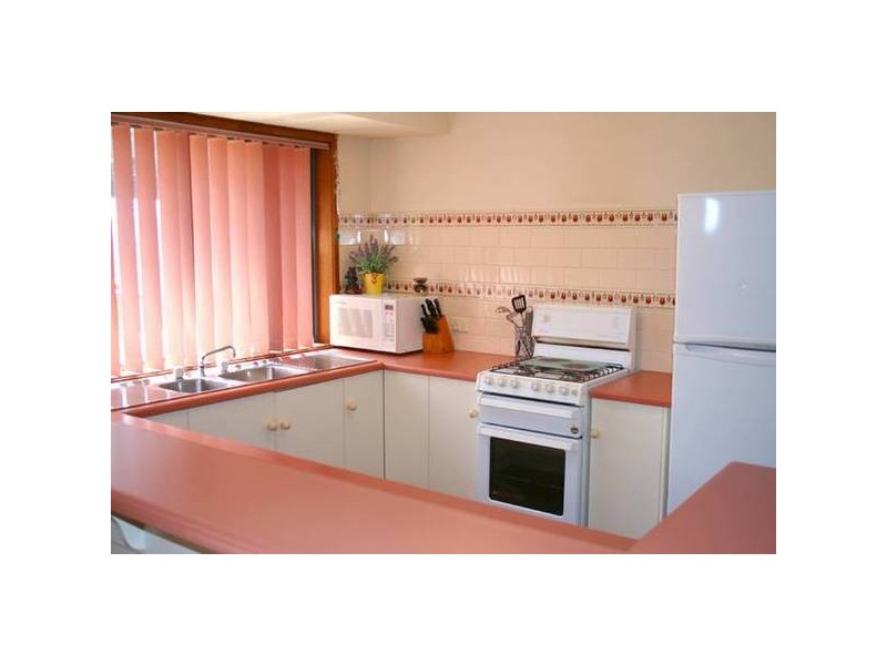 24 Mawson Circuit, Woodcroft SA 5162