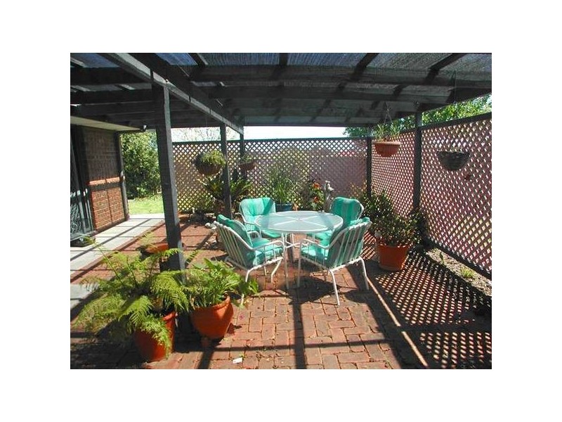 24 Mawson Circuit, Woodcroft SA 5162