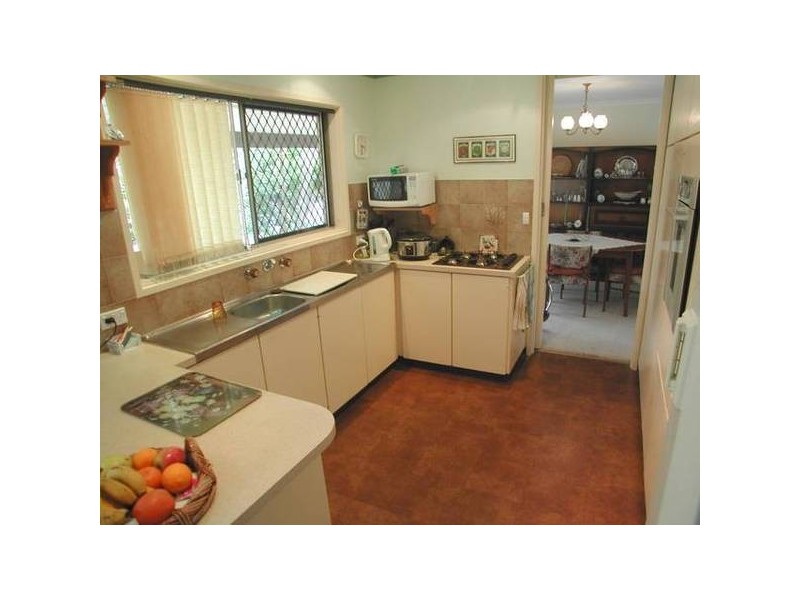 18 Dew Street, Aberfoyle Park SA 5159