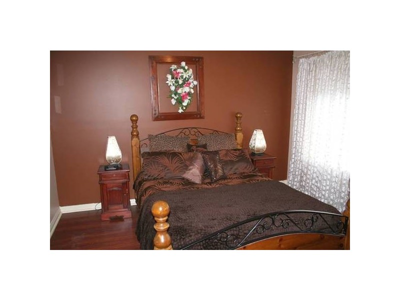 8 Sovereign Drive, Woodcroft SA 5162