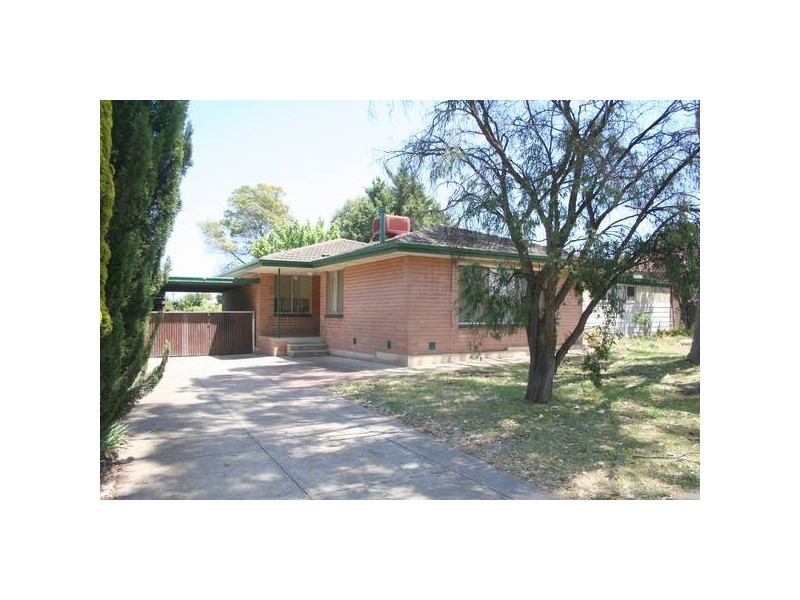 37 Dominic Crescent, Morphett Vale SA 5162