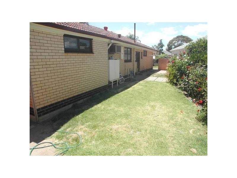 1 Woodmere Avenue, Mitchell Park SA 5043