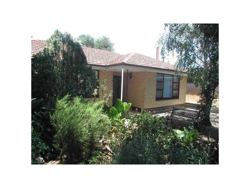 1 Woodmere Avenue, Mitchell Park SA 5043