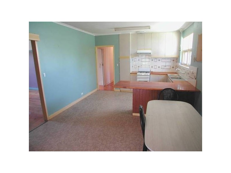 1 Woodmere Avenue, Mitchell Park SA 5043