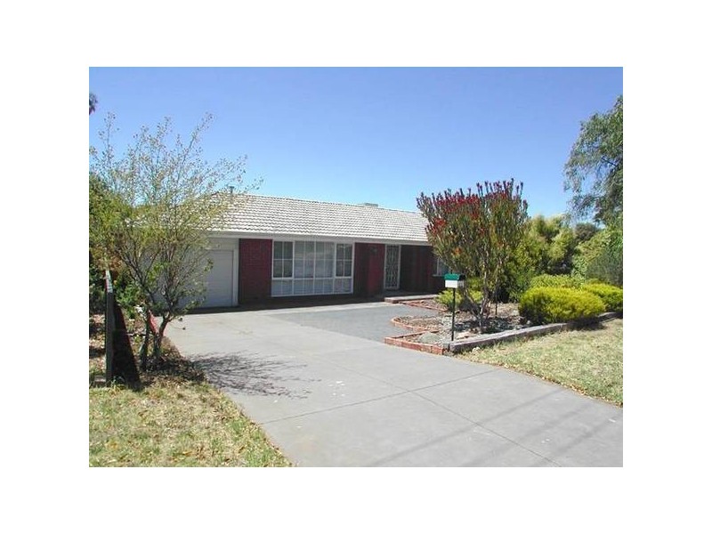 41 Greenwillow Crescent, Happy Valley SA 5159