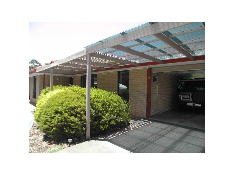 33 Regency Road, Happy Valley SA 5159
