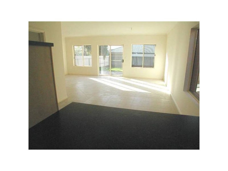 17A Scott Avenue, Clovelly Park SA 5042