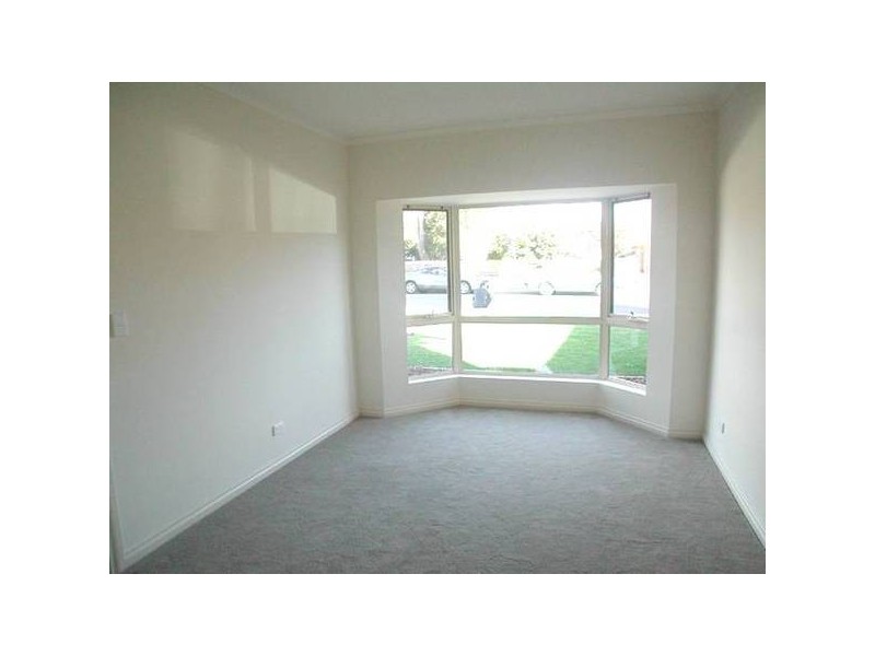 17A Scott Avenue, Clovelly Park SA 5042