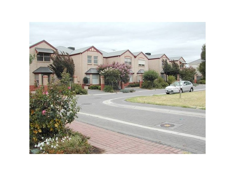 5 Bahloo Avenue, Mitchell Park SA 5043