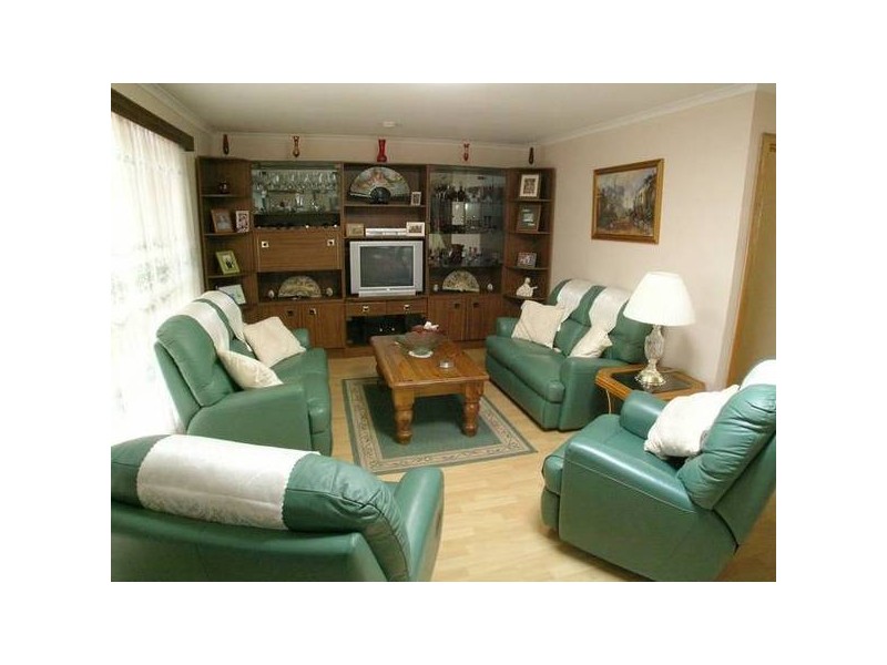 32 Southbound Avenue, Aberfoyle Park SA 5159