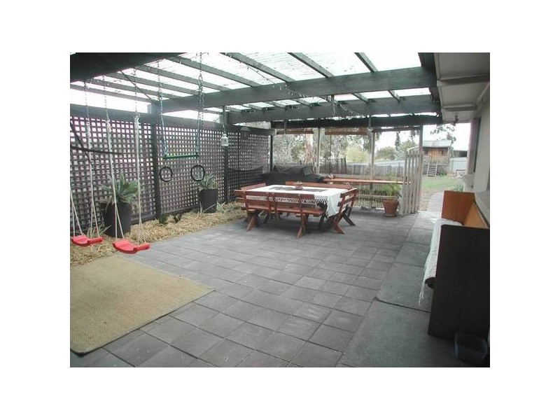 xx Dew xx, Aberfoyle Park SA 5159