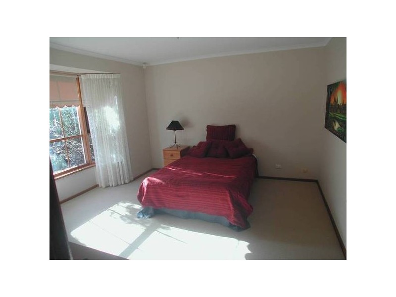 28 Nickel Drive, Aberfoyle Park SA 5159