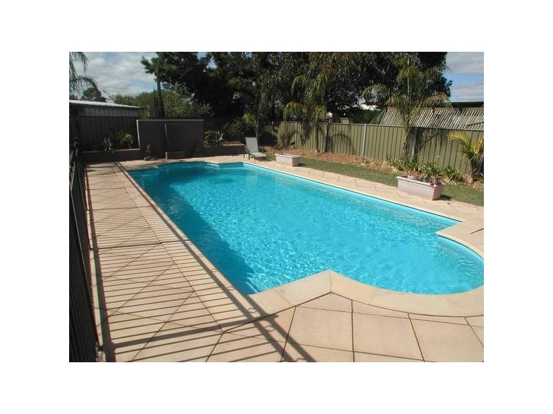 21 Laurence Street, Dover Gardens SA 5048