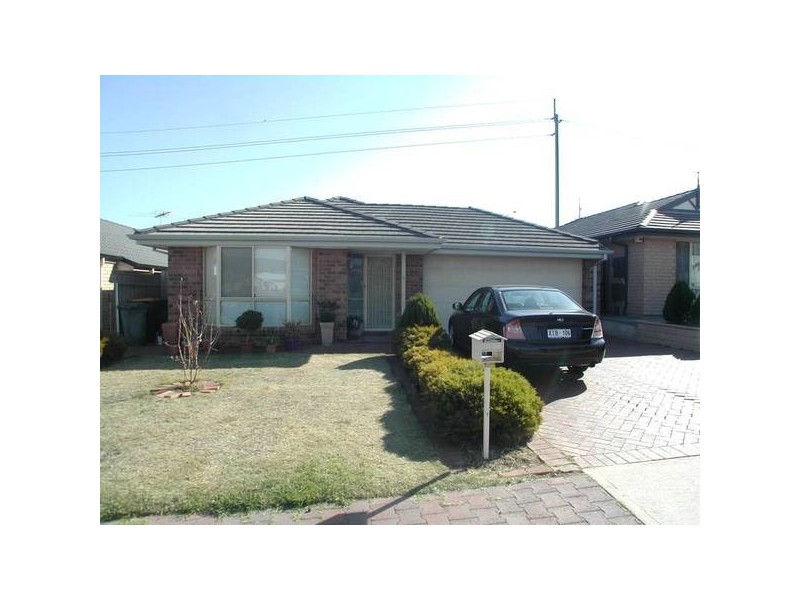 5 Hereford Lane, Woodcroft SA 5162