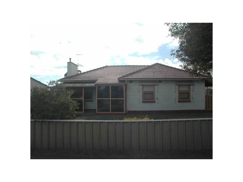 1 Trott Grove, Oaklands Park SA 5046