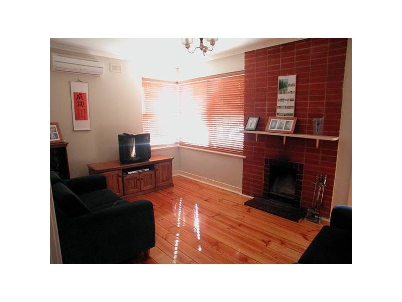 8 Ayre Street, South Plympton SA 5038