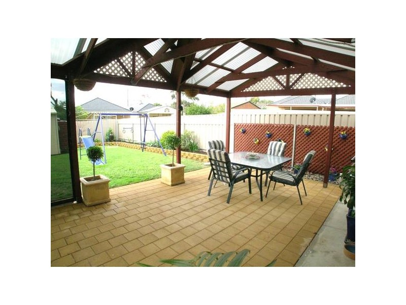 11A Eurunderee Avenue, Seacombe Gardens SA 5047