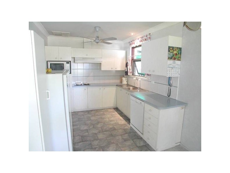 33 Regency Road, Happy Valley SA 5159