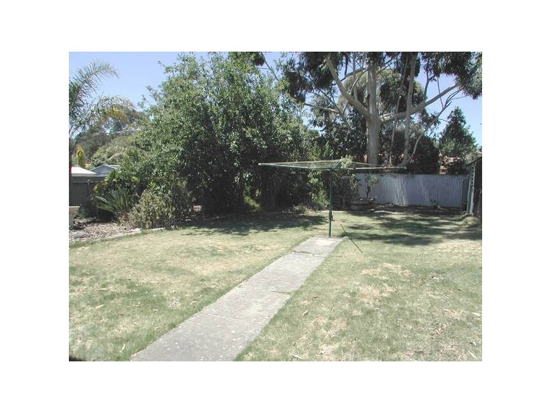 33 Regency Road, Happy Valley SA 5159