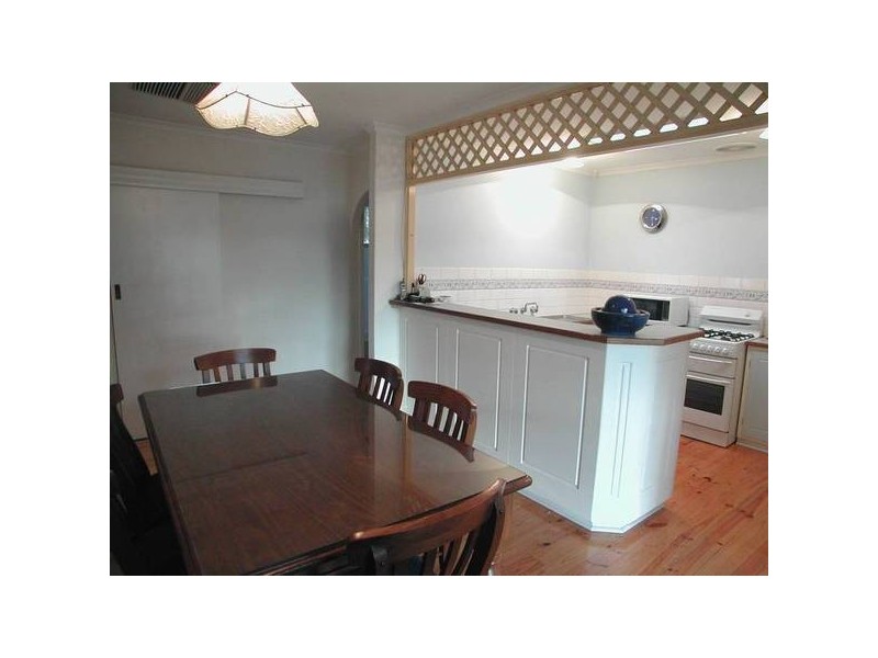 1 Mandalay Drive, Happy Valley SA 5159