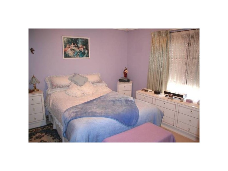 4 Moora Street, Hallett Cove SA 5158