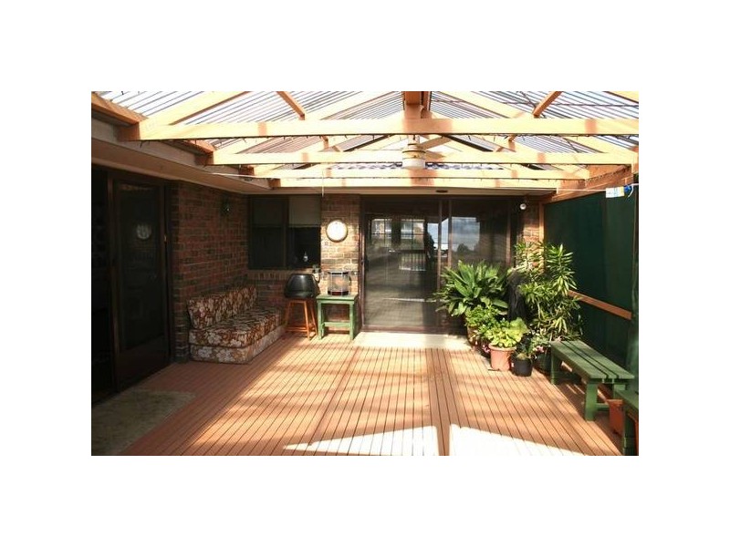 4 Moora Street, Hallett Cove SA 5158