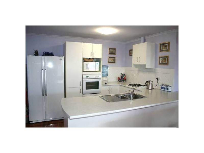 4 Moora Street, Hallett Cove SA 5158